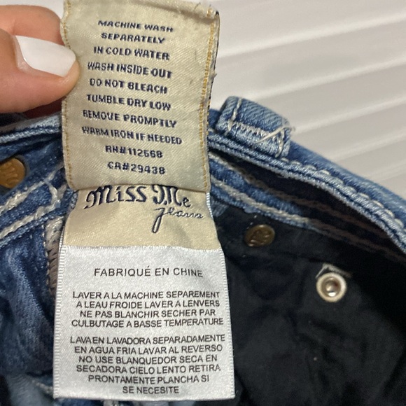 Miss Me Capris - Picture 10 of 14